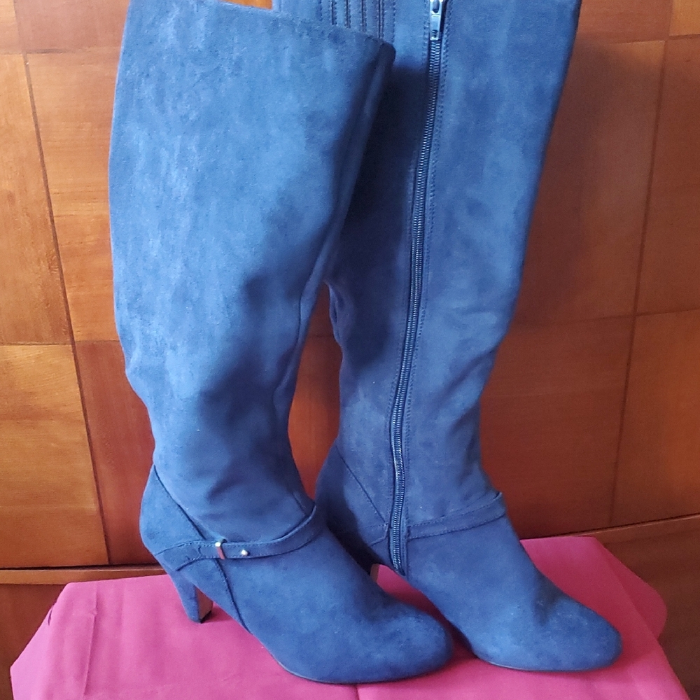 Women's Blue Suede Knee-High Heeled Boots